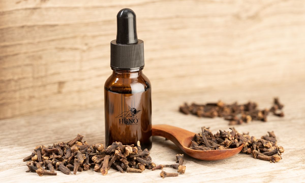 Benefits of Using Clove Oil